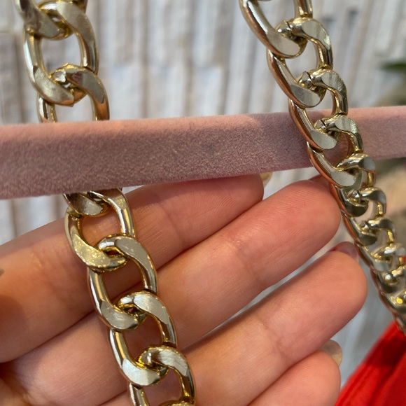 Gorgeous Coral Guess marciano top - Picture 7 of 10